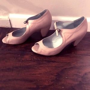 timeless cream  shoes